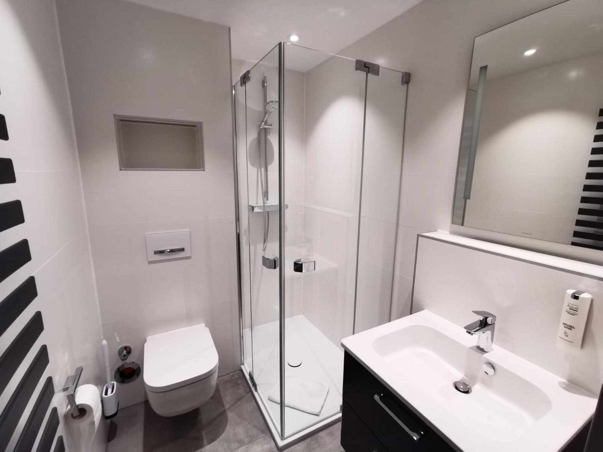 Komfortable 2-Zimmer-Ferienwohnung Am Kurpark บาดครอยซ์นาค ภายนอก รูปภาพ